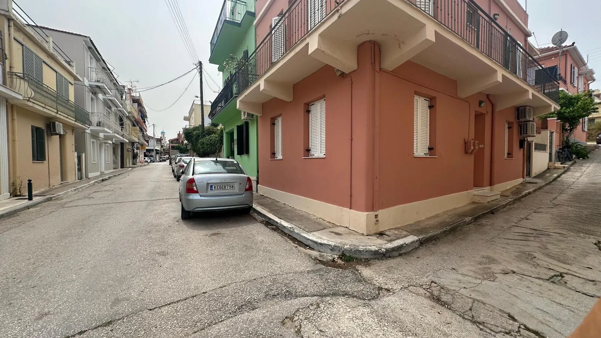 Άνετο Σπίτι Στο Αργοστόλιアパートメント